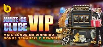raja132 Slots Win ငွေကို KBZPay Wave Money မှတဆင့် MMK ထုတ်ယူနေသည့် မြင်ကွင်း